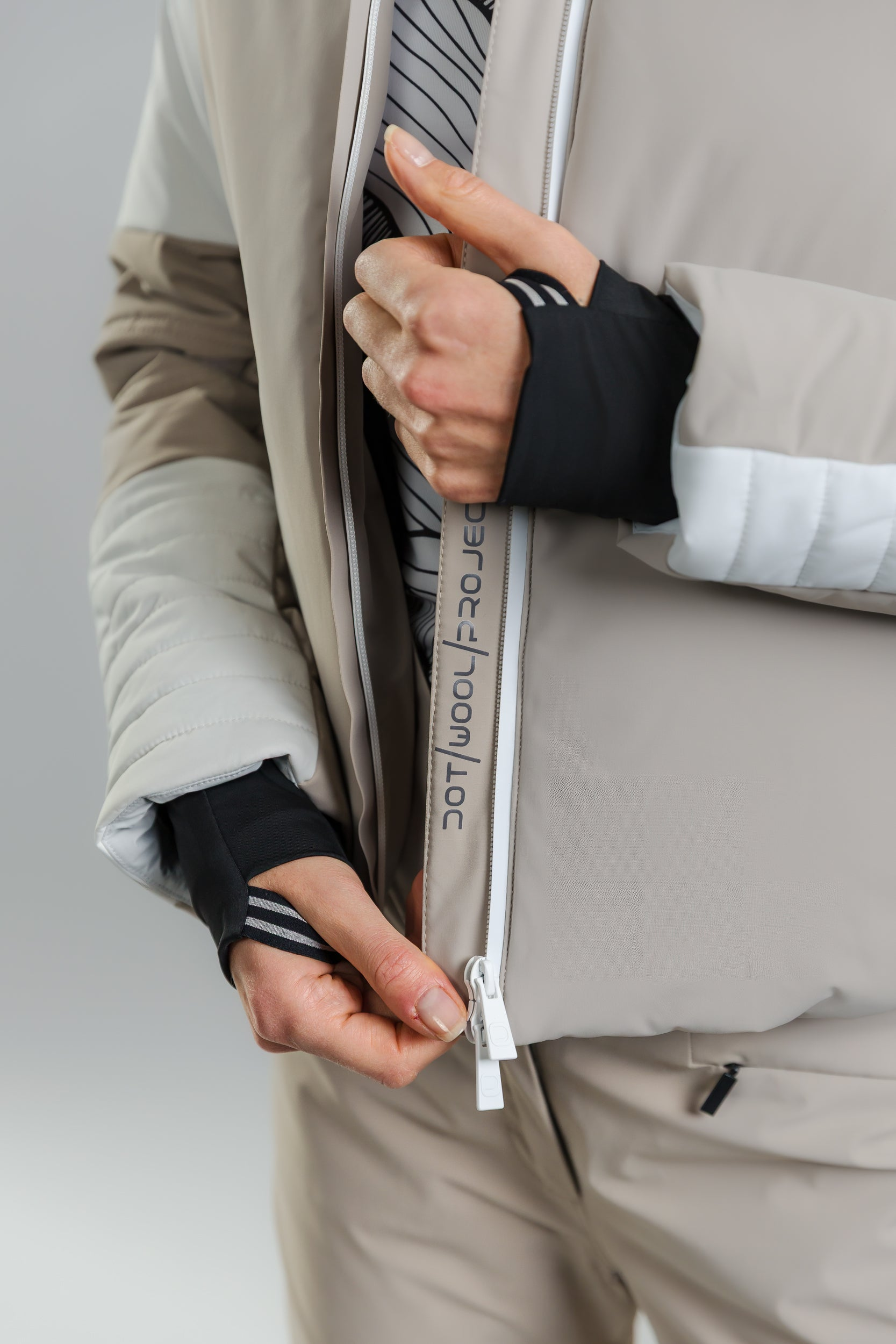 FLOW W JACKET
