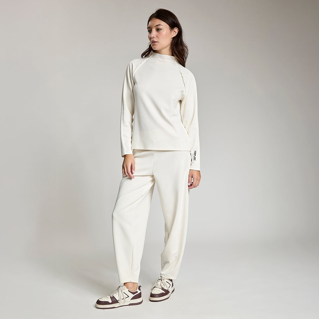 LA ADE WOMAN TURTLE NECK SWEATSHIRT